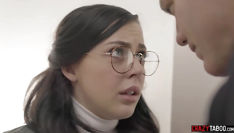 Shower upperen the gym & anal