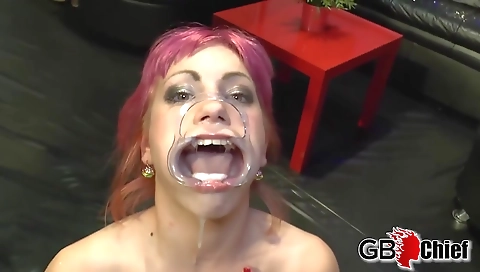 Blonde slutty fucking on topano