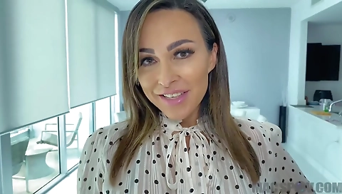 Hotie girl's pussy is fucked by her boyfriend