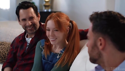 Hot black girl takes a big elektrager