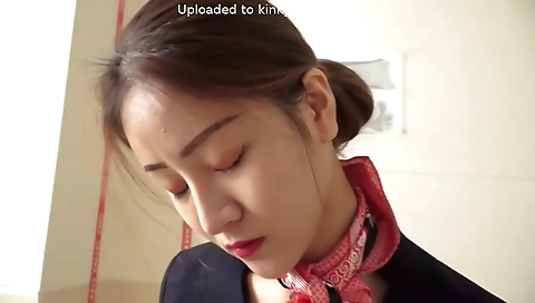 Milf gets her pussy stretched and fucked by a huge dildo