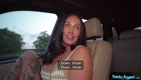 Hot blonde gets naughty in her pussy