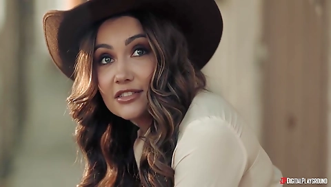 Sexy young enemylegaden pussy